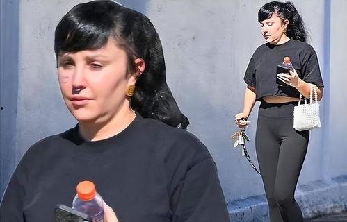 吃瓜系统一口气看完娱乐圈,一网打尽，尽在吃瓜系统